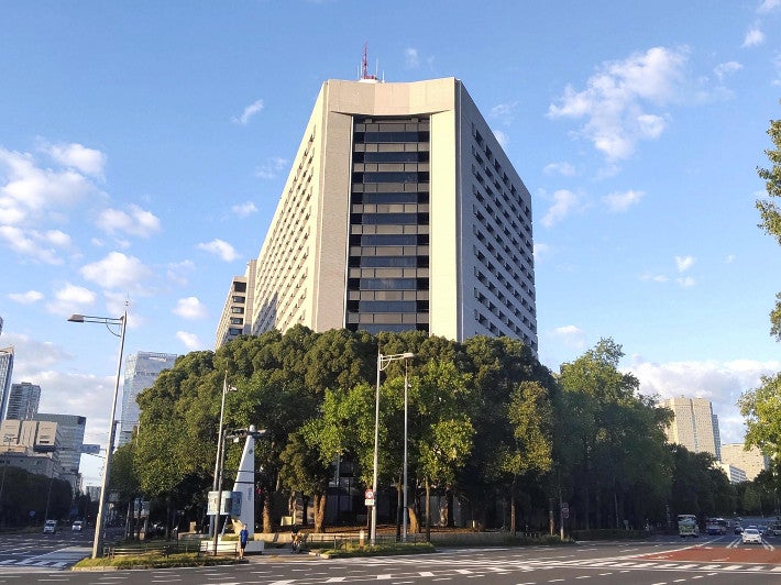 【東京】認知症の７０代女性に性的暴行未遂の疑い、介護福祉士の男（５０）を逮捕…スマホで撮影の容疑も　「性交しようとはしていない」